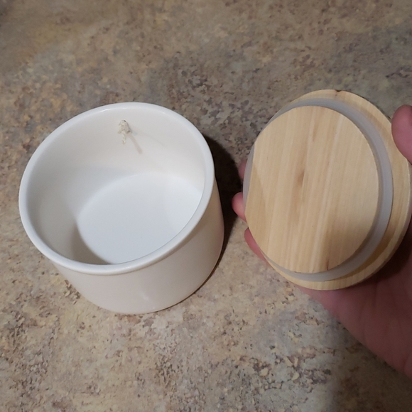 Dog bone ceramic storage container NWT - Picture 3 of 5